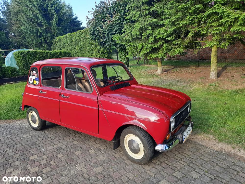 Renault 4 - 13