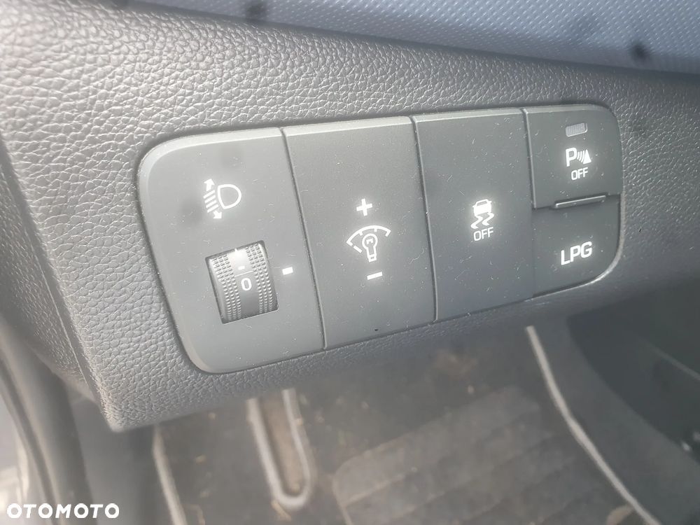 Hyundai i10 1.0 Access - 16