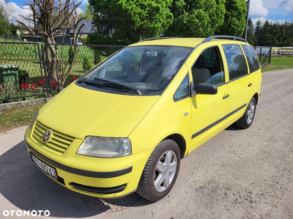 Volkswagen Sharan - 1