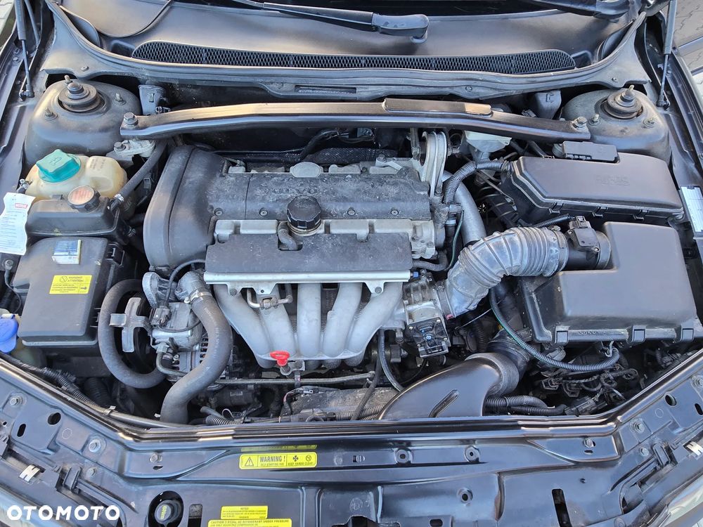 Volvo S60 2.4 Momentum - 30