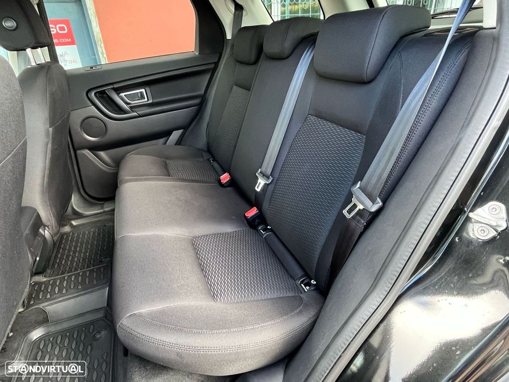 Land Rover Discovery Sport 2.0 TD4 SE - 12