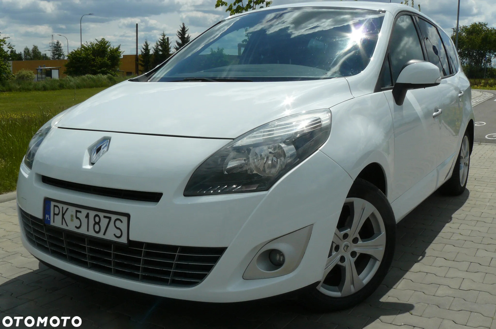 Renault Grand Scenic - 4