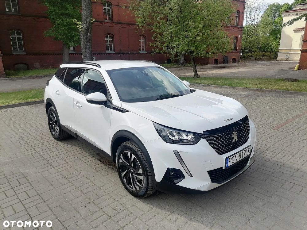 Peugeot 2008 1.5 BlueHDi Allure S&S - 13