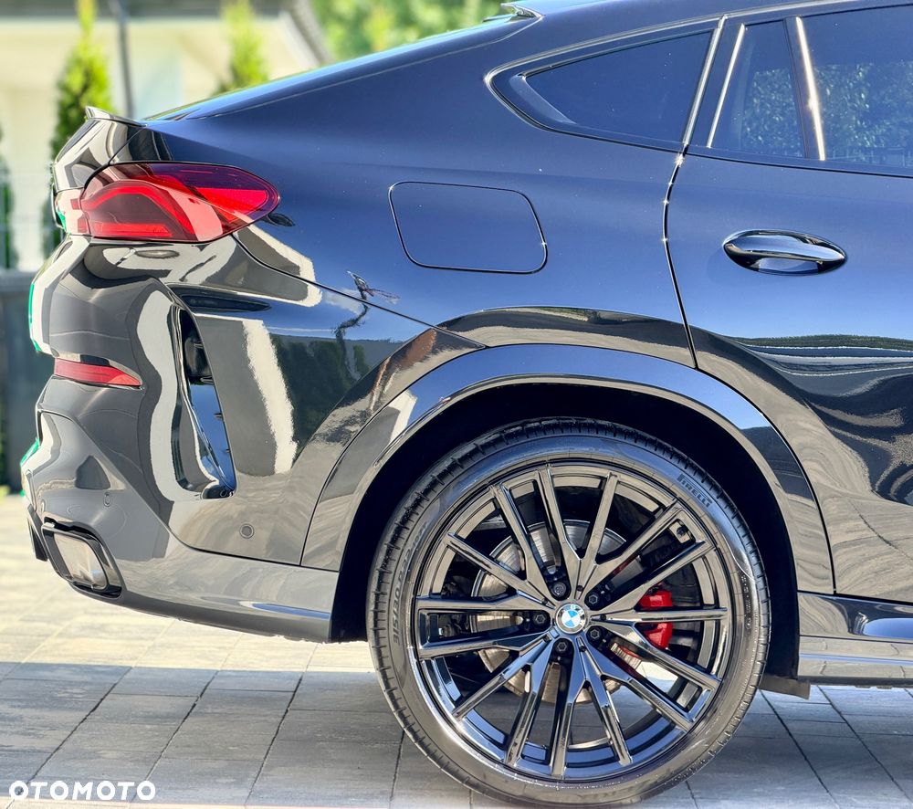 BMW X6 xDrive40d - 11