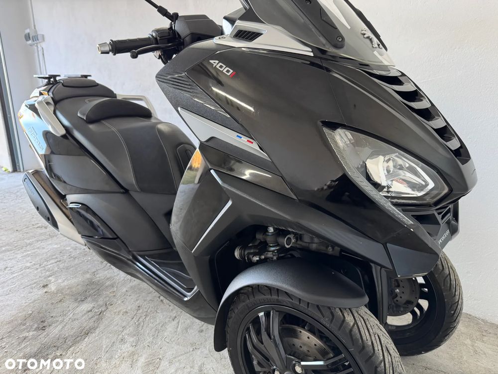 Peugeot Metropolis - 12