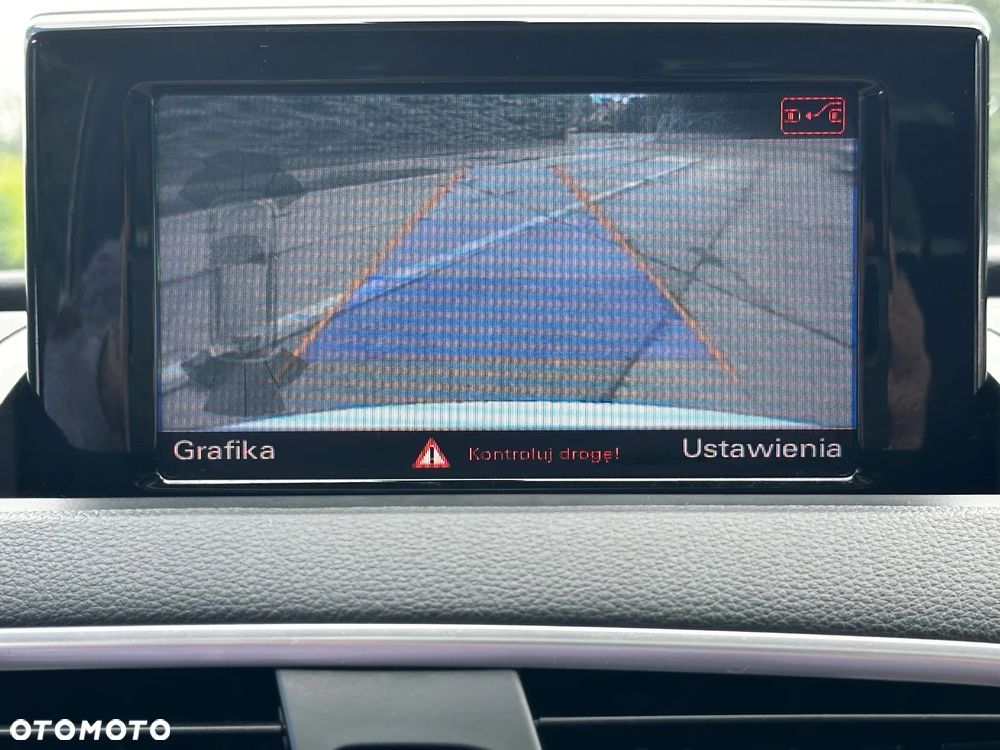 Audi Q3 2.0 TDI Quattro S tronic design - 36