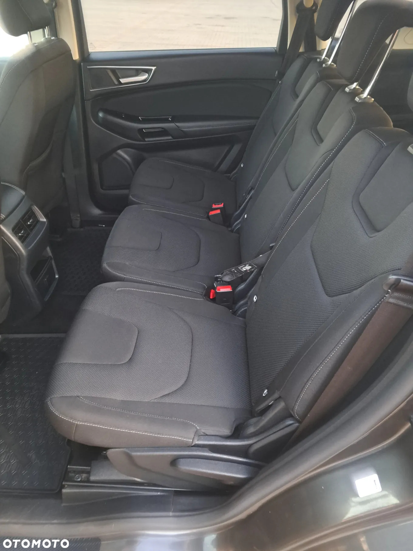 Ford S-Max 2.0 TDCi Titanium PowerShift - 14