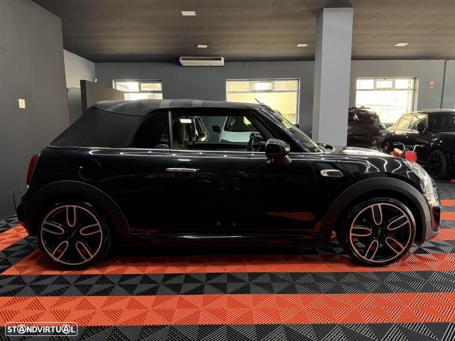 MINI Cabrio - 4