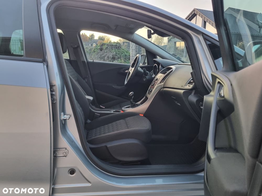 Opel Astra 1.4 Turbo Active - 26