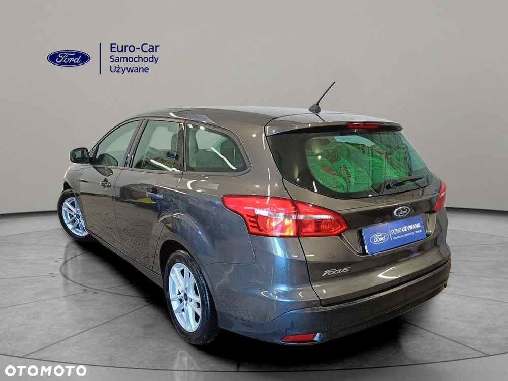 Ford Focus 1.6 Edition - 6