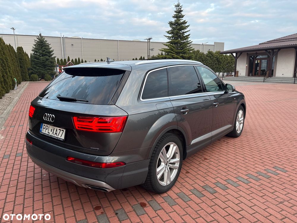 Audi Q7 - 5