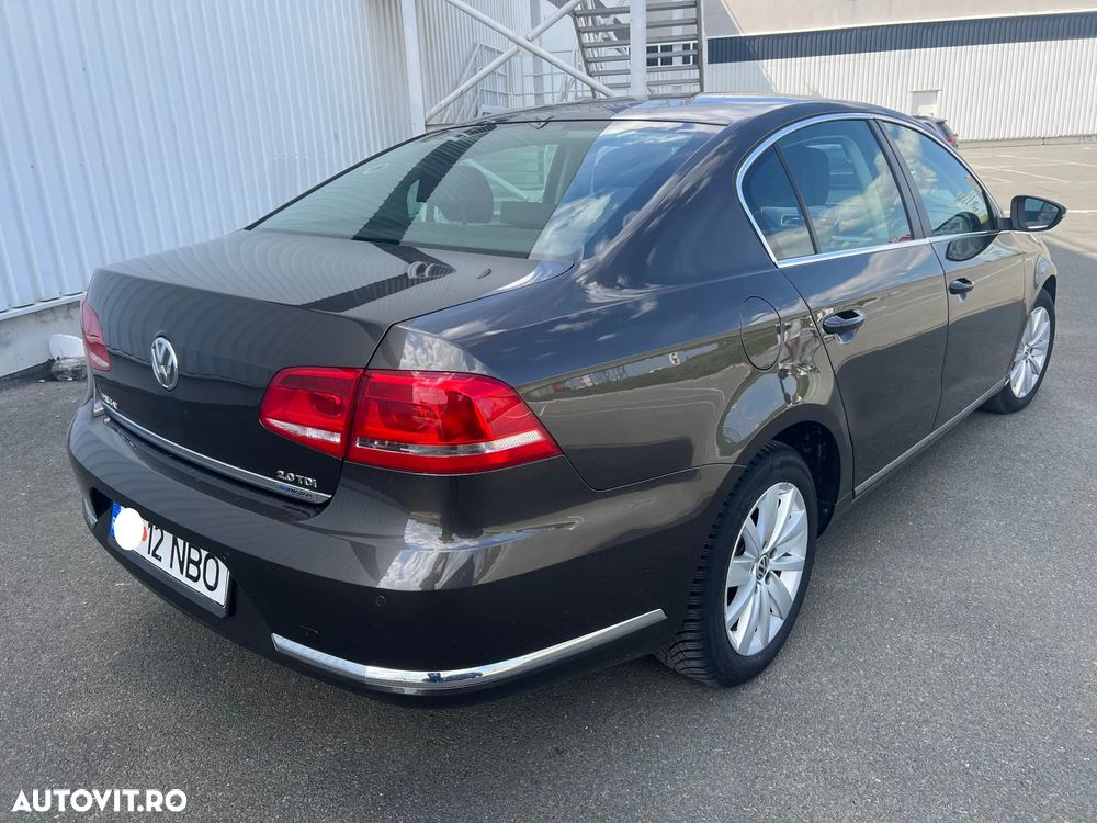 Volkswagen Passat 2.0 TDI BlueMotion Technology Comfortline - 4