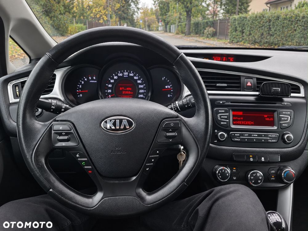 Kia Ceed 1.6 CRDi M - 3