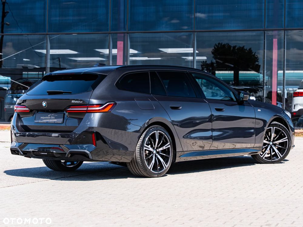 BMW Seria 5 520d xDrive mHEV M Sport - 13