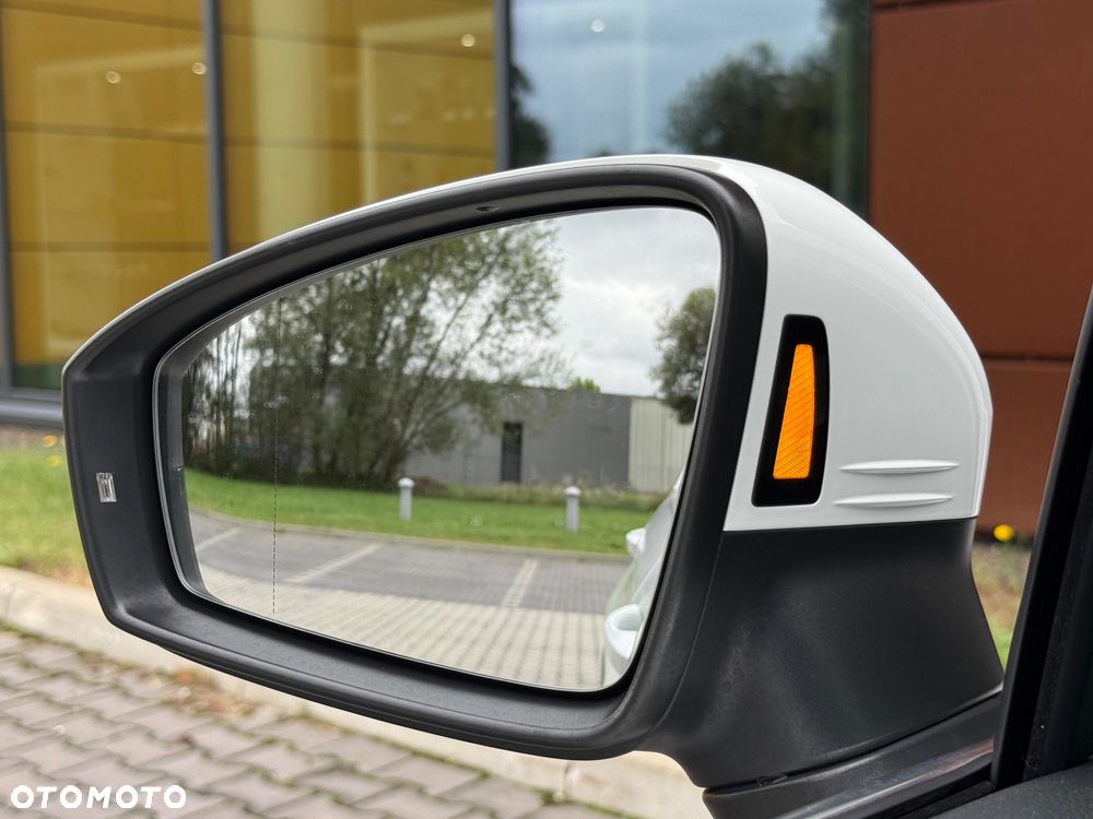 Volkswagen Tiguan 2.0 TDI SCR 4MOTION (BlueMotion Techn.) DSG Highline - 33