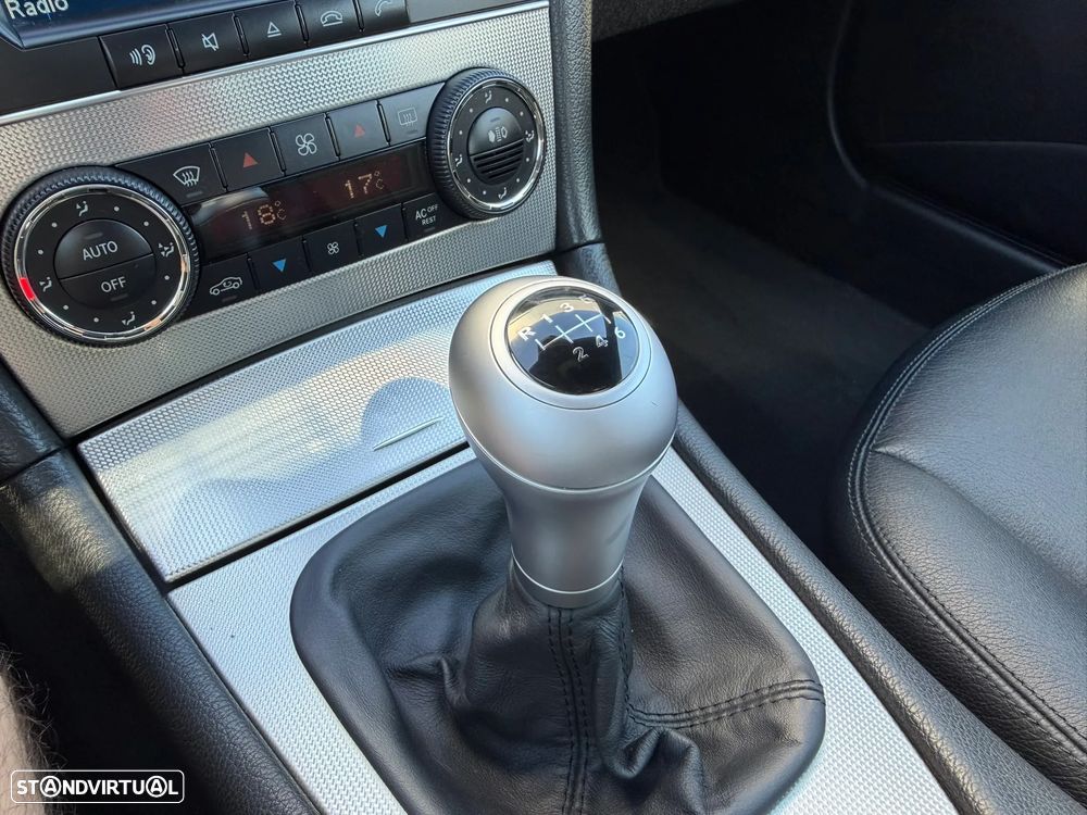 Mercedes-Benz CLK 220 CDI Avantgarde Sport Edition - 24