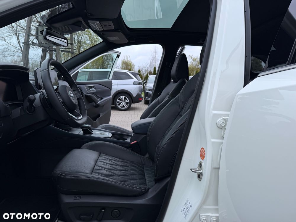 Nissan Qashqai 1.3 DIG-T MHEV Xtronic Tekna+ - 31