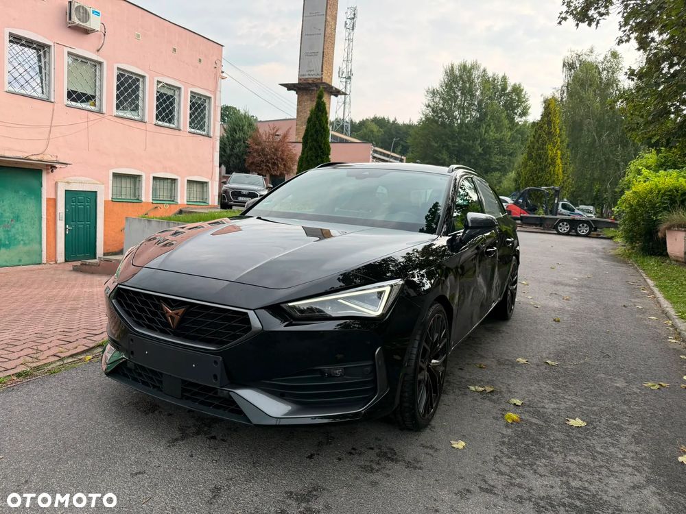 Cupra Leon 2.0 TSI DSG VZ - 2
