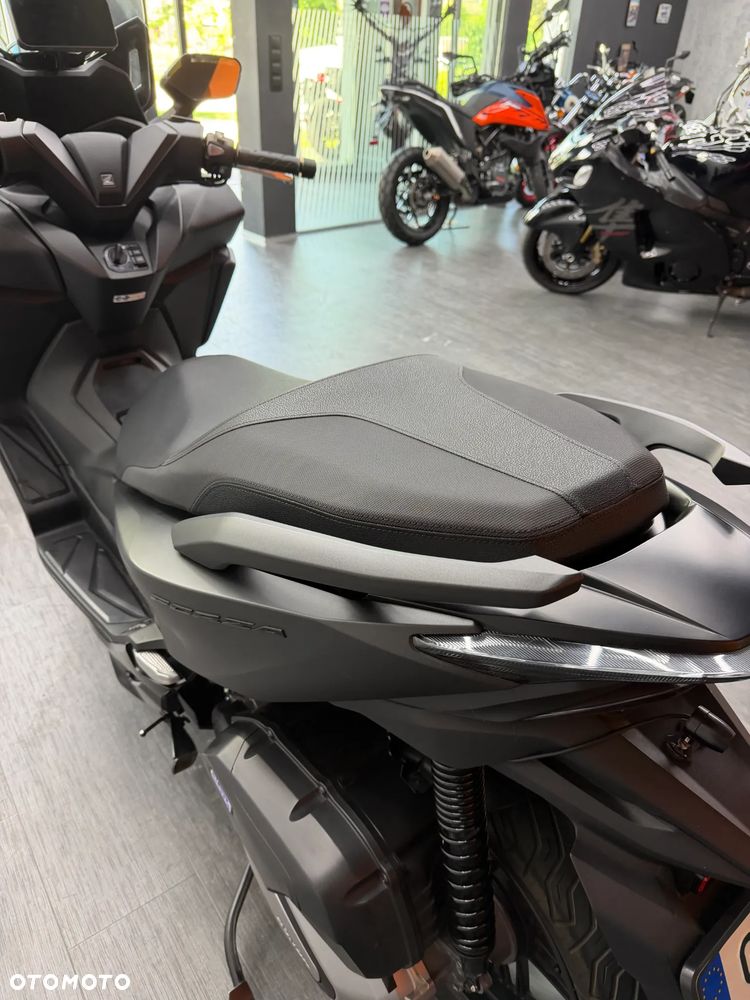 Honda NSS - 24
