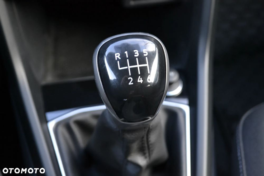 Volkswagen T-Cross 1.0 TSI Life - 35