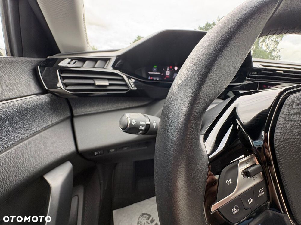 Peugeot 408 1.2 PureTech Allure S&S EAT8 - 18