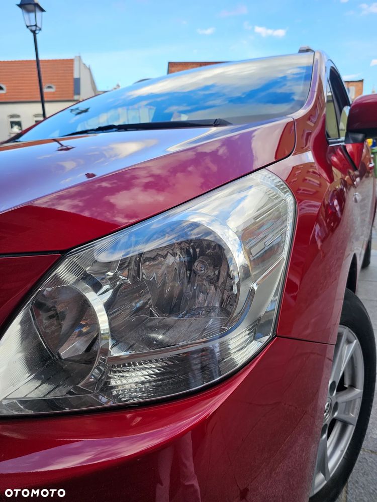 Toyota Verso 2.0 D-4D Executive - 9