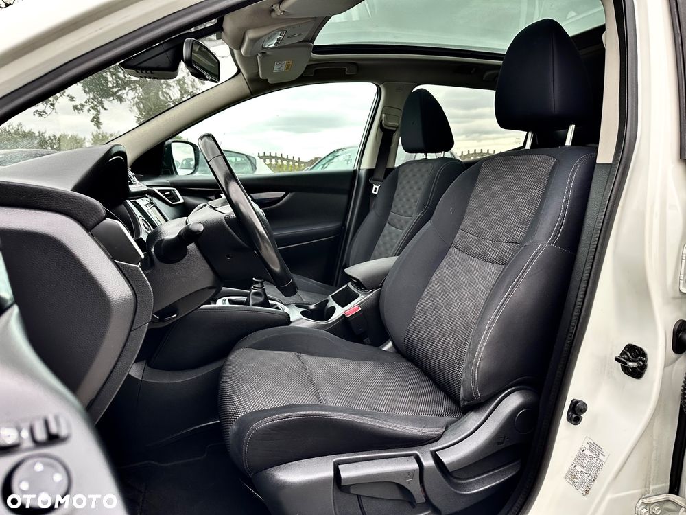 Nissan Qashqai 1.5 dCi Tekna+ - 23