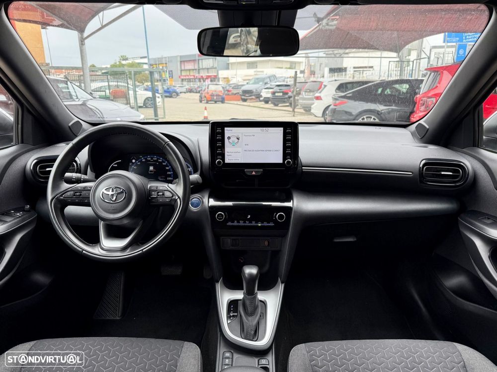 Toyota Yaris Cross - 18