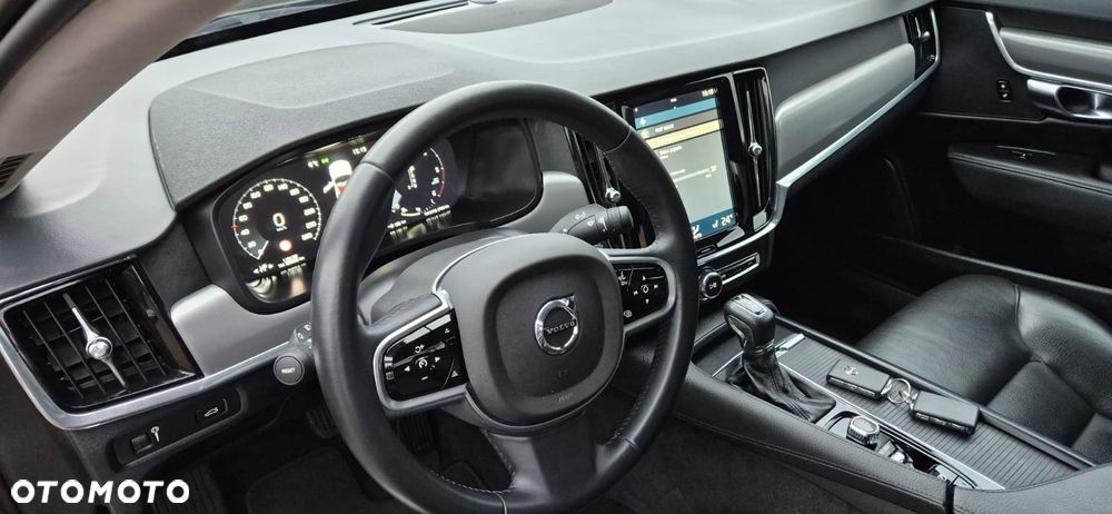 Volvo S90 D4 SCR Momentum - 31