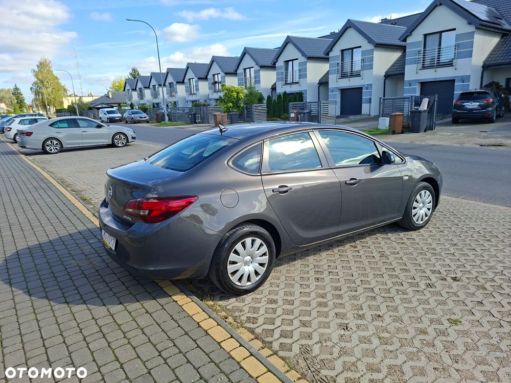 Opel Astra 1.4 T Cosmo - 6