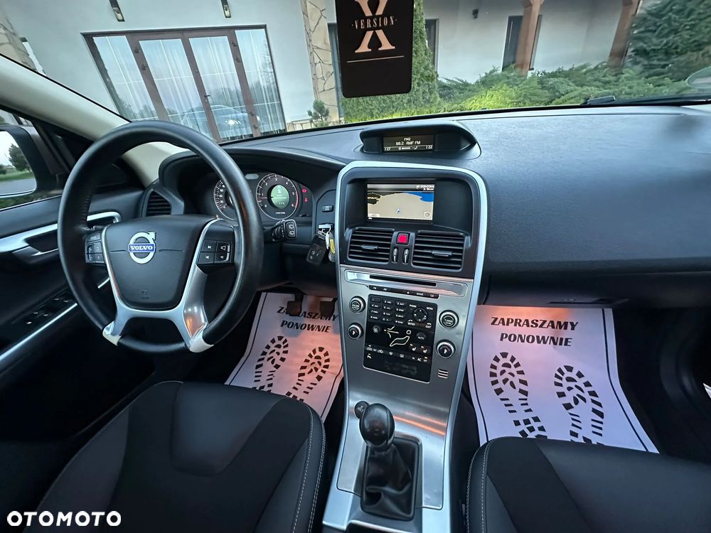 Volvo XC 60 2.4D DRIVe - 31