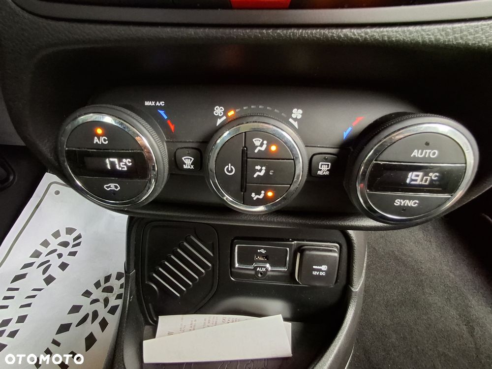 Jeep Renegade - 11