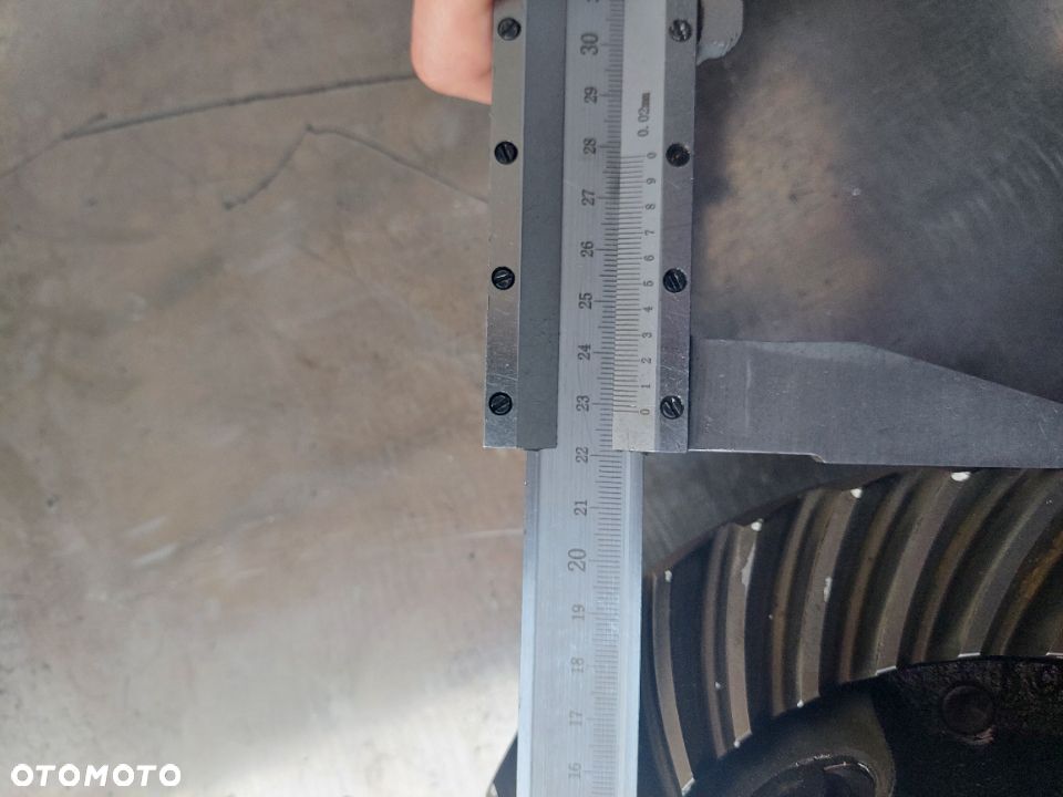 Dyferencjał Mechanizm różnicowy wałek ataku Dana Spicer 357-112-0095722 [11/35 F-29 SZ-12][NAP 2409] - 12