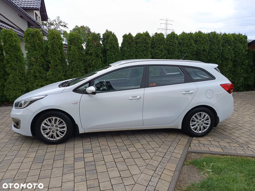 Kia Ceed 1.6 CRDi M - 4