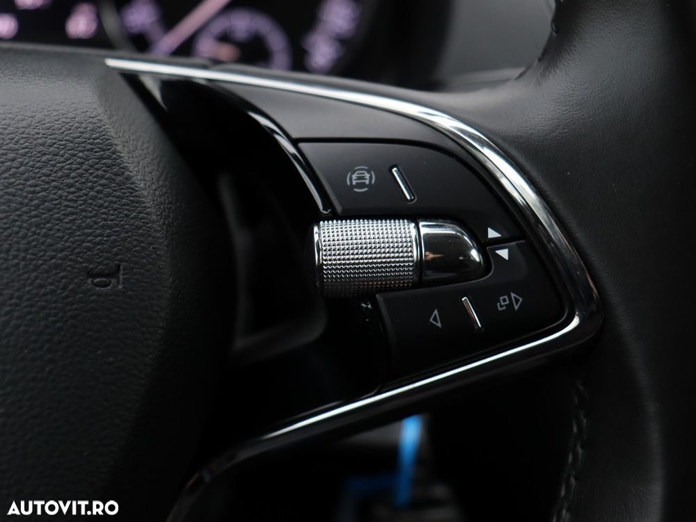 Skoda Fabia 1.0 TSI 95 CP Ambition - 21