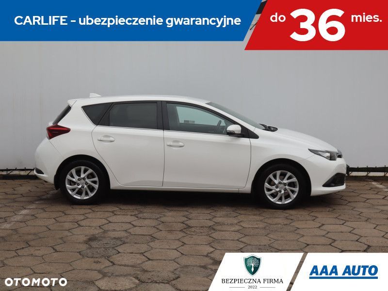 Toyota Auris - 8