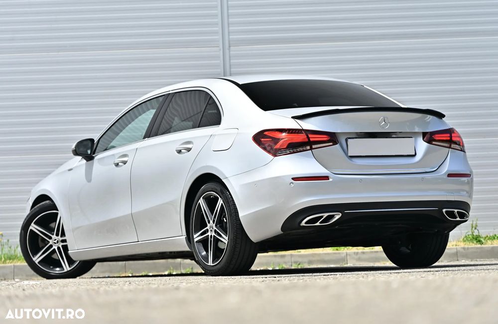 Mercedes-Benz A 200 d Sedan Edition 2021 - 11