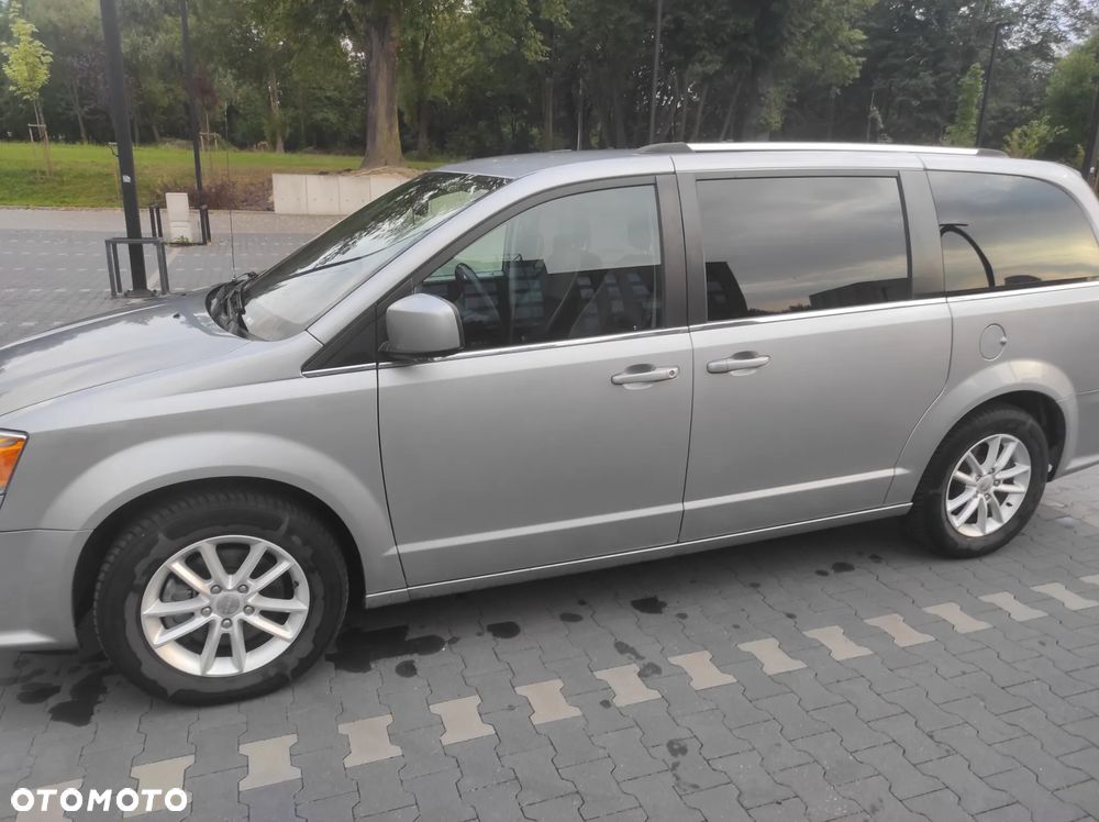 Dodge Grand Caravan 3.6 Express - 17