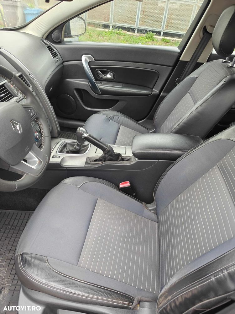 Renault Latitude - 20