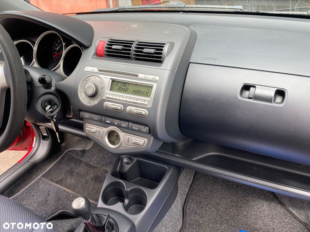 Honda Jazz 1.4 ES - 26