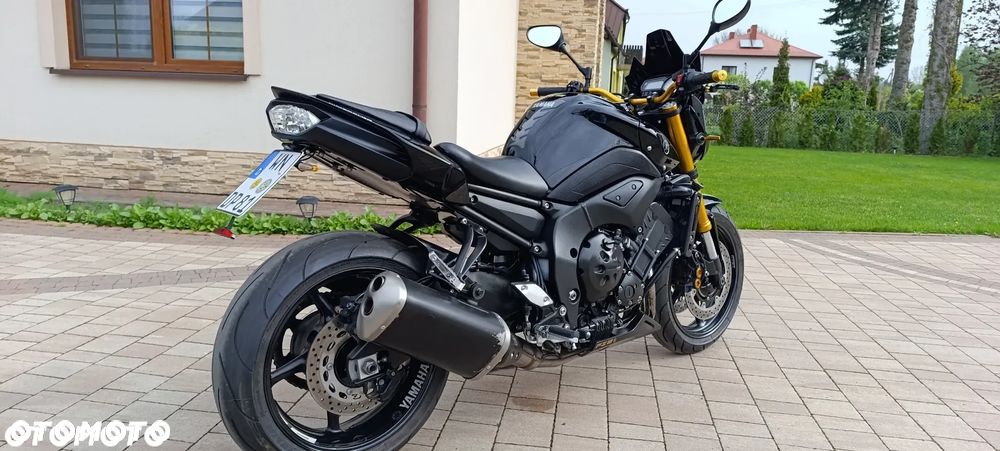 Yamaha FZ8 - 6