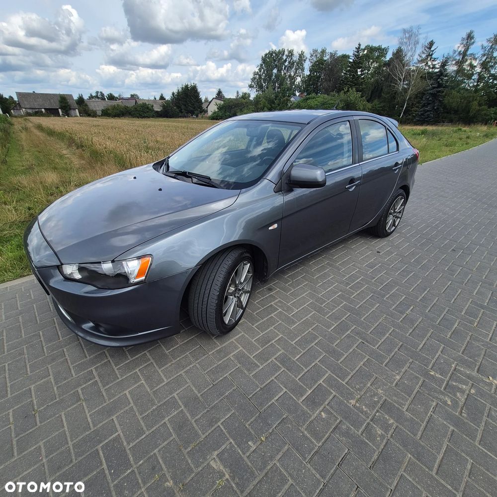 Mitsubishi Lancer - 3