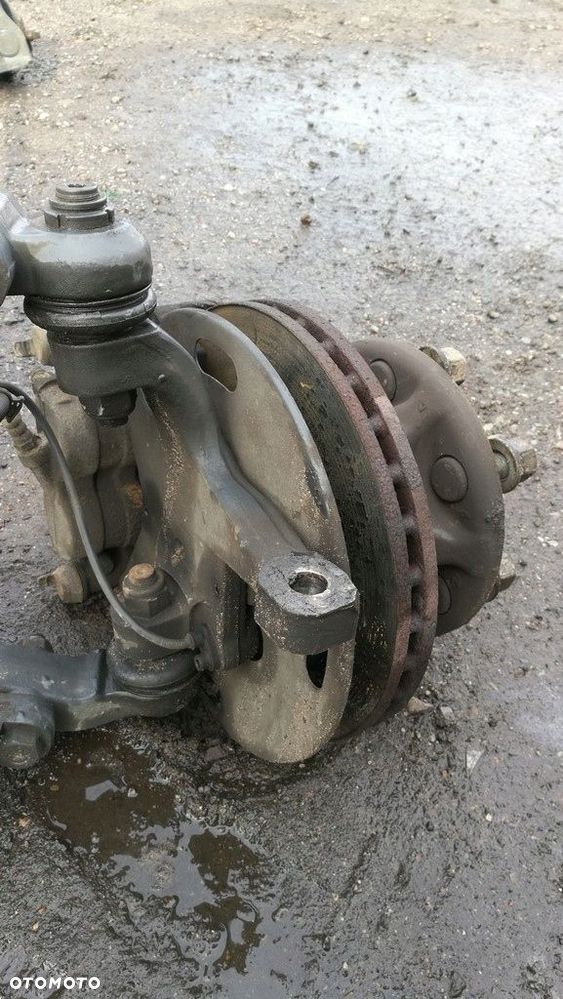 zwrotnica piasta drążek bliźniak iveco 35c 50c 14+ - 1