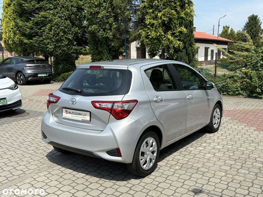 Toyota Yaris - 6