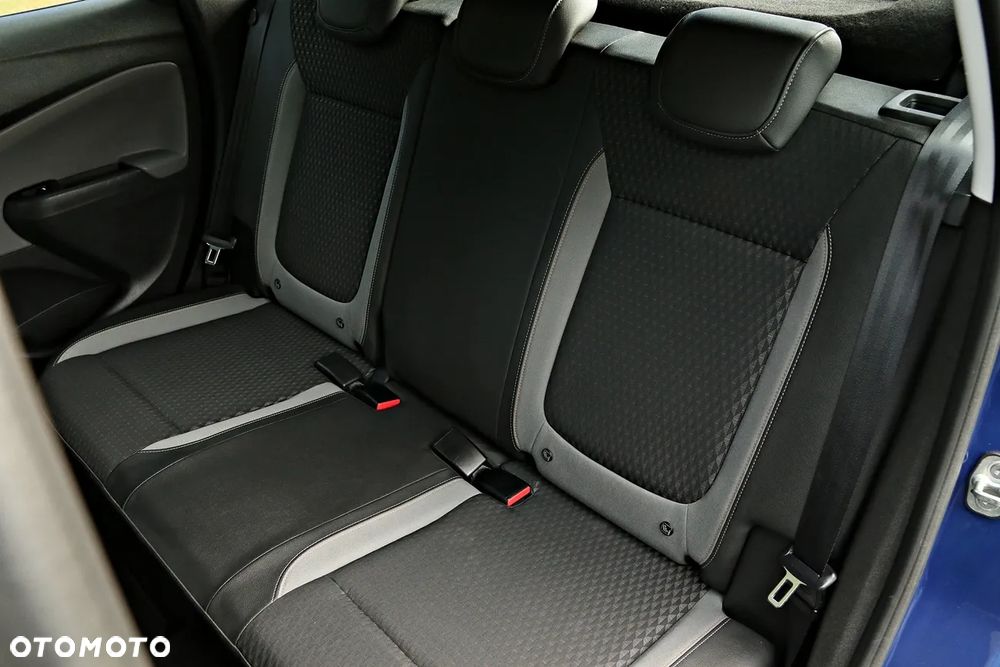 Opel Crossland X - 35