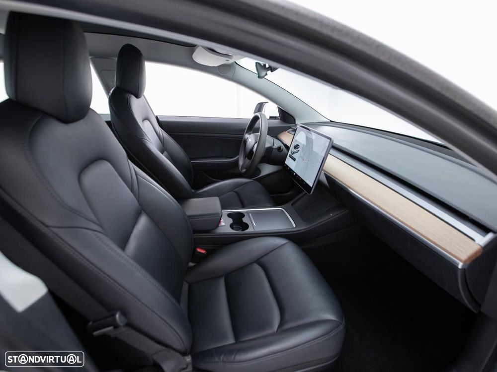 Tesla Model 3 Standard Range Plus RWD - 11