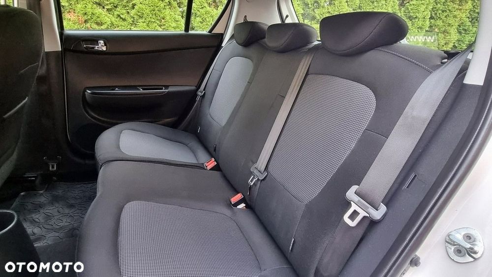 Hyundai i20 - 16