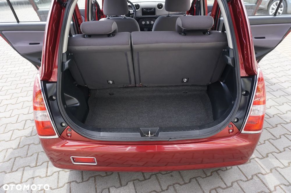 Daihatsu Trevis 1.0 Limited - 37