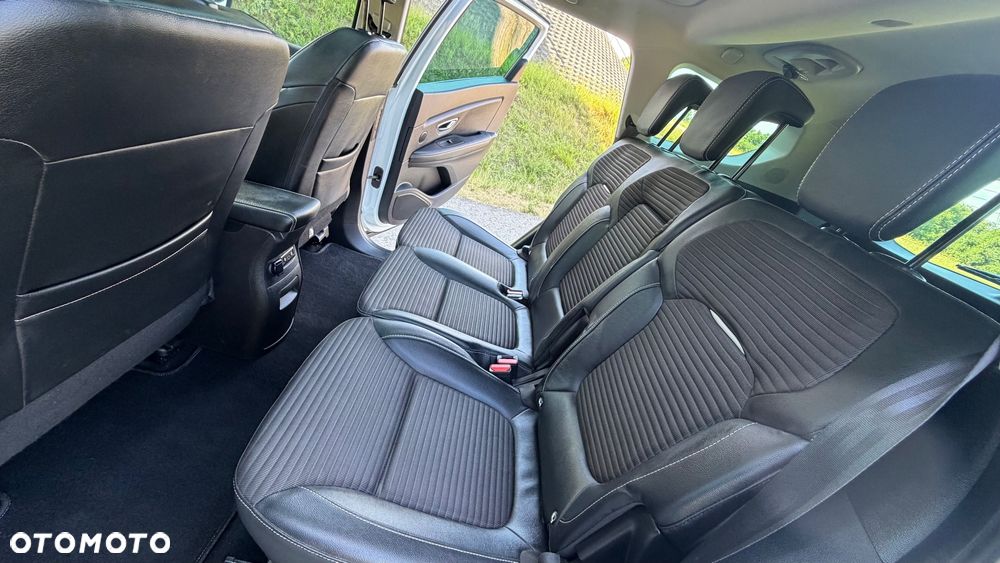 Renault Grand Scenic Gr 1.7 Blue dCi Bose EDC - 34