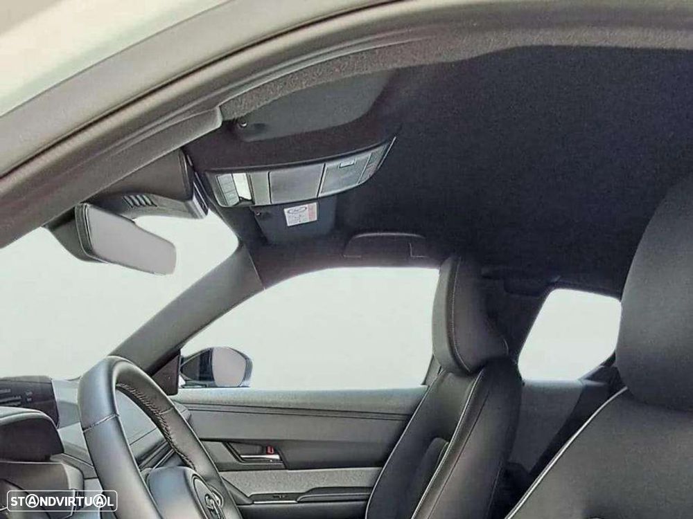 Mazda MX-30 e-SKYACTIV Makoto Urban Expression - 10